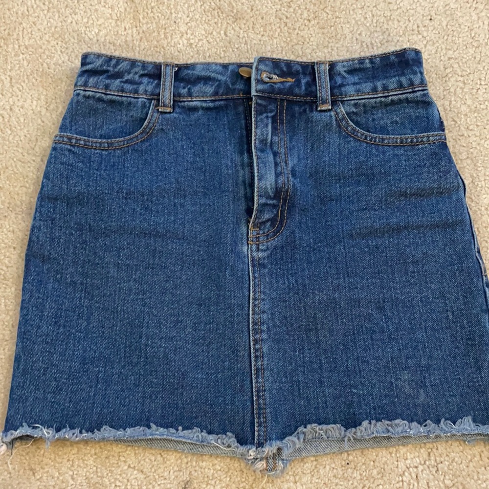 F21 Denim Skirt. Worn twice. Great condition!